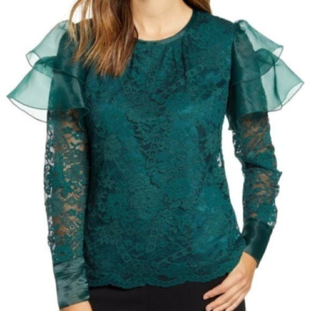 Rachel Parcell Women's Sz XS Lace Flutter Sleeve Top Green Botanical Long Sleeve